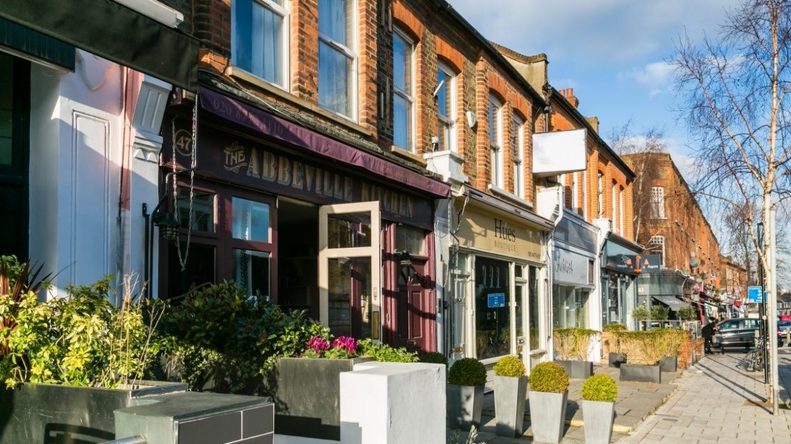 Care Homes in Clapham Is Live in Care an Option?